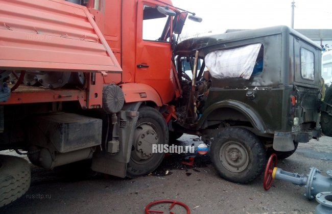 Водитель «ГАЗ-69А» погиб при столкновении с КАМАЗом в Мордовии