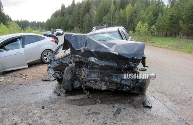 77-летний пенсионер погиб в лобовом столкновении автомобилей в Пермском крае