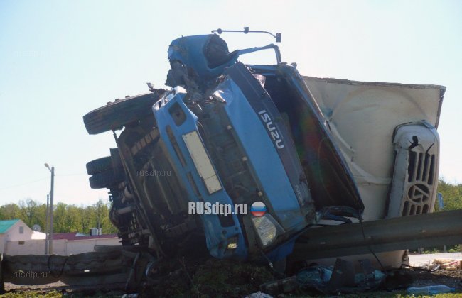 Два грузовика столкнулись на трассе М-5 «Урал»