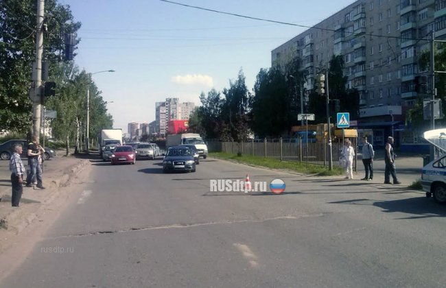 В Ярославле автомобиль сбил школьницу