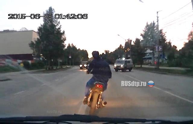 В Коми полицейские устроили погоню за злостным нарушителем на мотоцикле