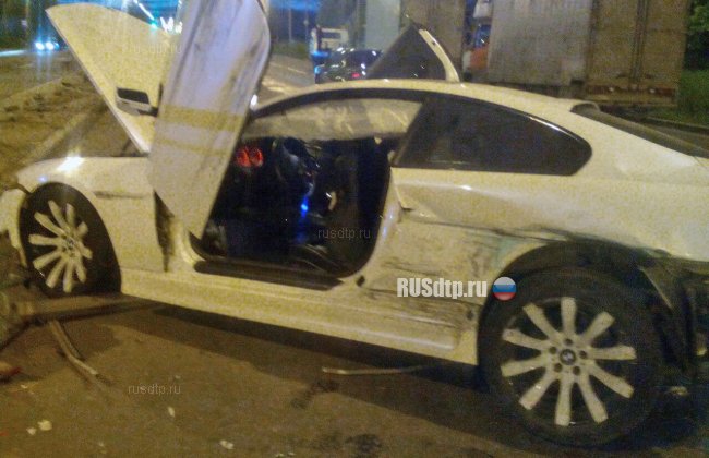 В Петербурге на скорости 180 км/ч в ДТП попал спортивный BMW 650i