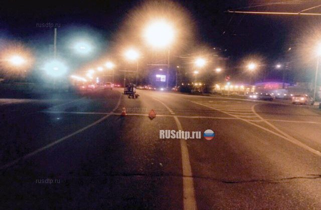 Трое подростков на скутере попали под машину в Краснодаре