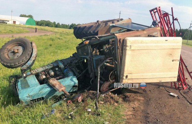Трактор и «Жигули» столкнулись в Пензенской области