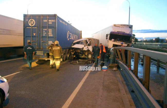 Видео массового ДТП на Мигаловской эстакаде