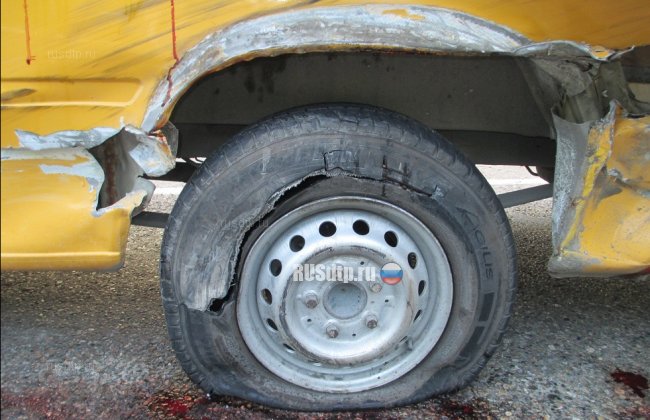 В ДТП с экскурсионным автобусом под Геленджиком погибли 3 человека