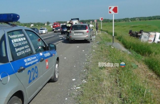 11 человек пострадали в ДТП с рейсовым автобусом в Челябинской области