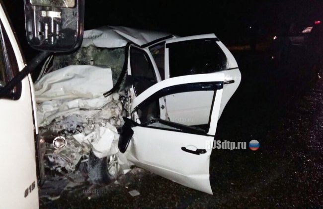 Четверо погибли в лобовом столкновении «Калины» с грузовиком на Ставрополье