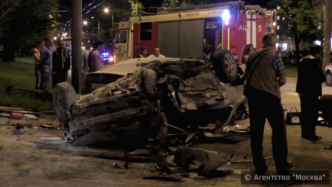 В Москве в крупном ДТП погибли 3 человека
