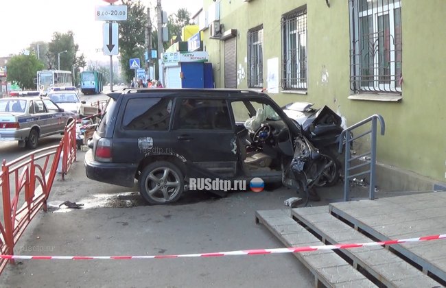 В Иркутске парень разбился на неисправной машине