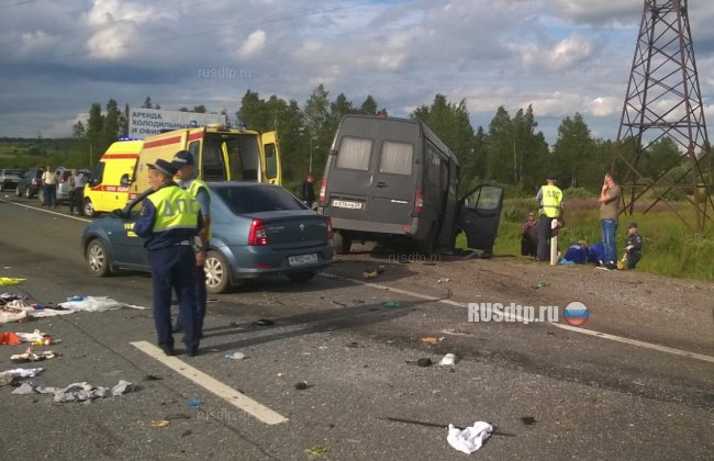 Две женщины и двое детей погибли в жутком ДТП под Ярославлем