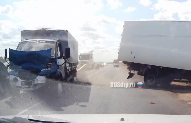 5 автомобилей столкнулись в Татарстане