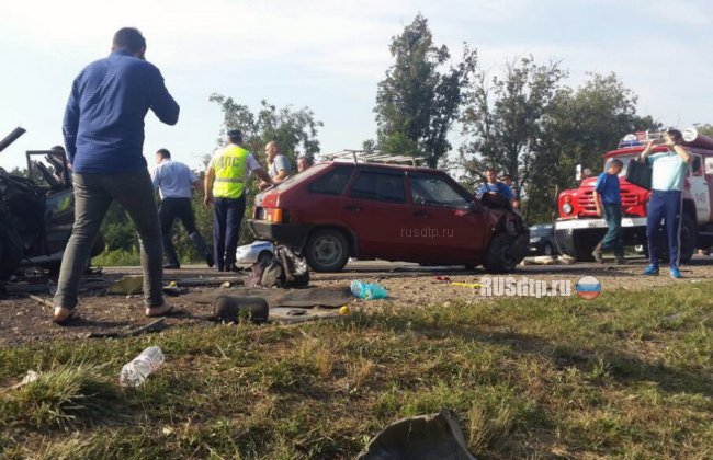 5 человек погибли и шестеро пострадали в массовом ДТП на Кубани