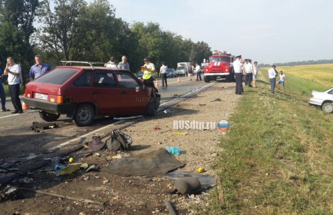 5 человек погибли и шестеро пострадали в массовом ДТП на Кубани