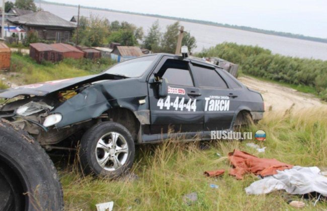 На перекрестке в Сургуте погибла молодая женщина