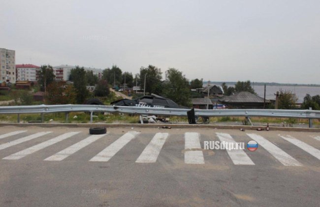 На перекрестке в Сургуте погибла молодая женщина