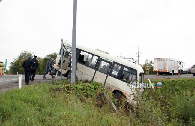 Смертельное ДТП с участием автобуса произошло под Северодвинском . Видео