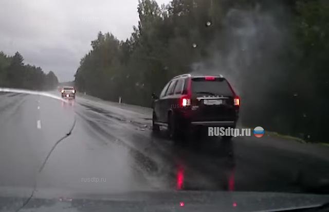Видеорегистратор снял момент смертельного ДТП на трассе \»Кола\»