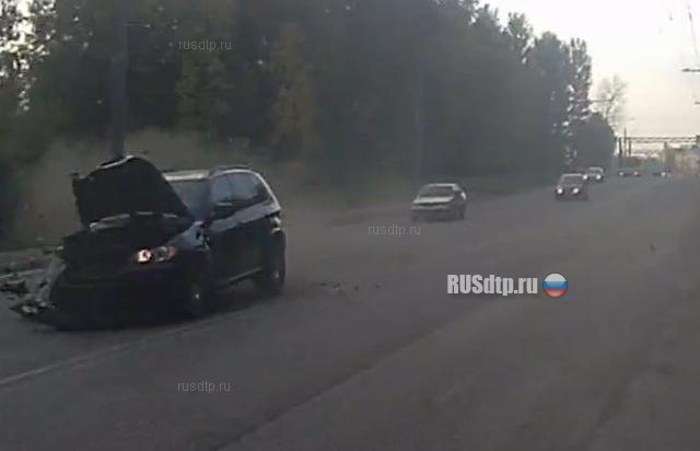 На Тутаевском шоссе в Ярославле столкнулись BMW и ВАЗ
