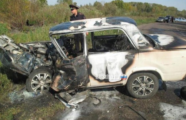 Водитель сгорел заживо в результате ДТП в Кемеровской области
