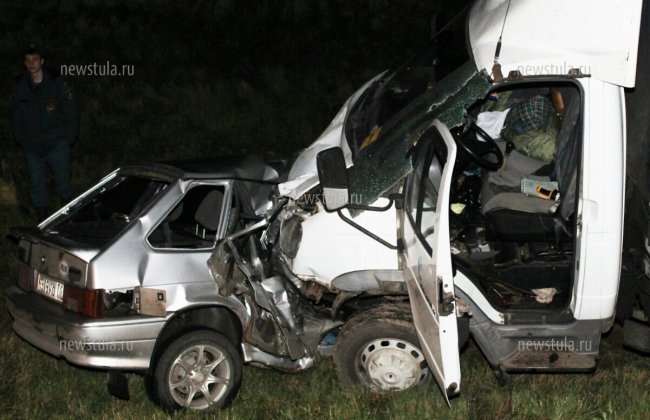 На Калужском шоссе в Тульской области погиб водитель