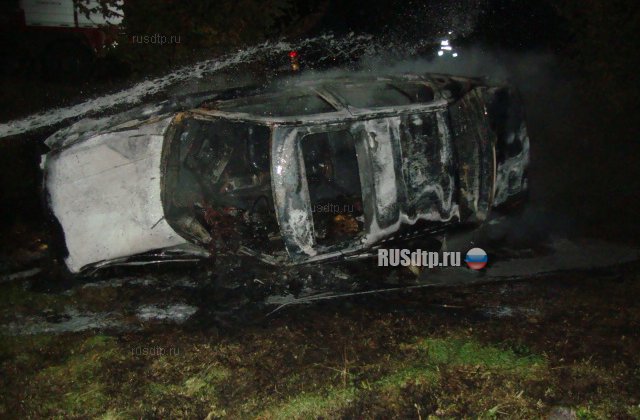 Два человека сгорели после ДТП в Ивановской области