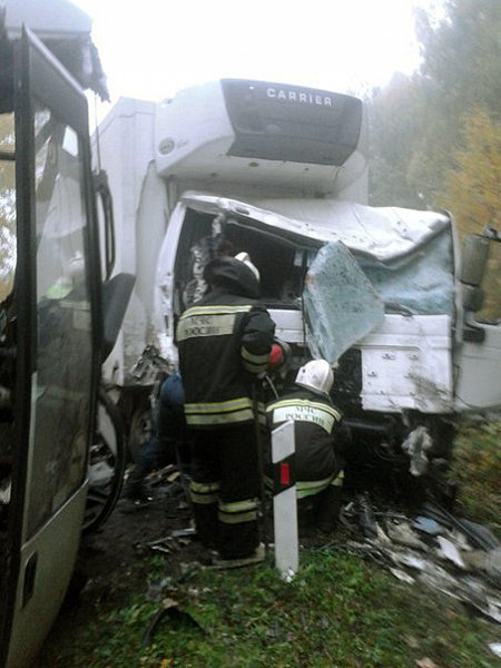 Двое погибли в ДТП с участием автобуса в Калиниинградской области