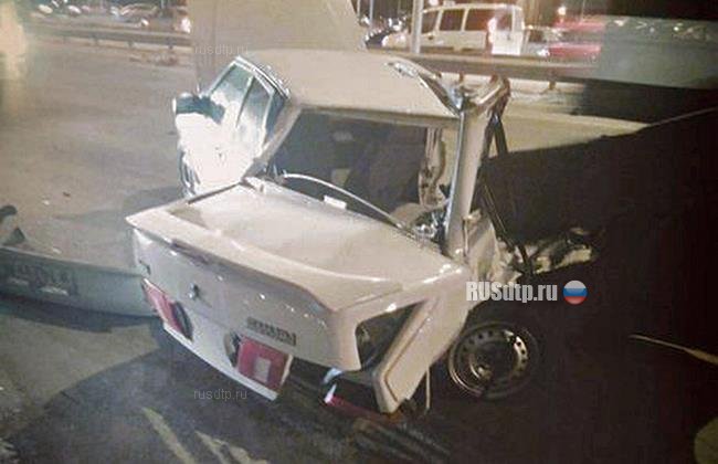 В Сургуте в результате ДТП ВАЗ-2115 разорвало на части