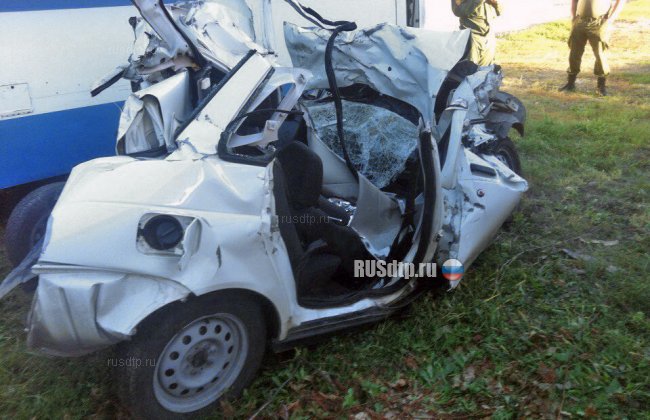 Водитель и пассажир «Приоры» чудом выжили в массовом ДТП в Ульяновской области