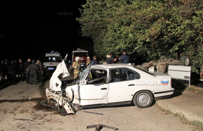 В Крыму в ДТП с участием двух автомобилей погибли 5 человек