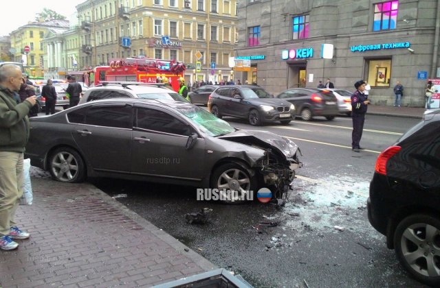 Водитель, сбивший 5 человек в Петербурге, может быть наркоманом