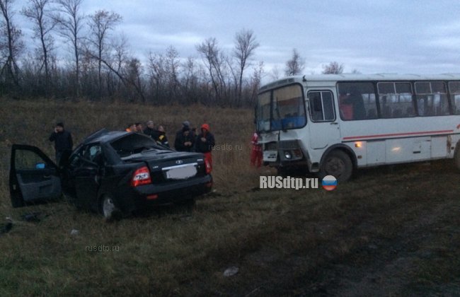 В Самарской области погибли водитель и пассажир Приоры