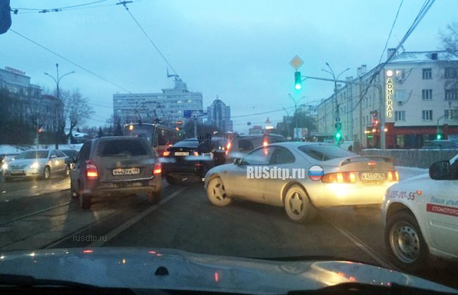 Пьяный водитель BMW устроил массовое ДТП в Екатеринбурге