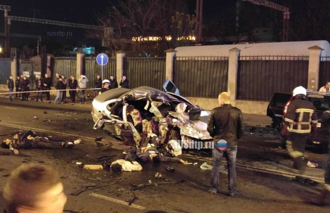 Шесть человек погибли в результате аварии в Одессе