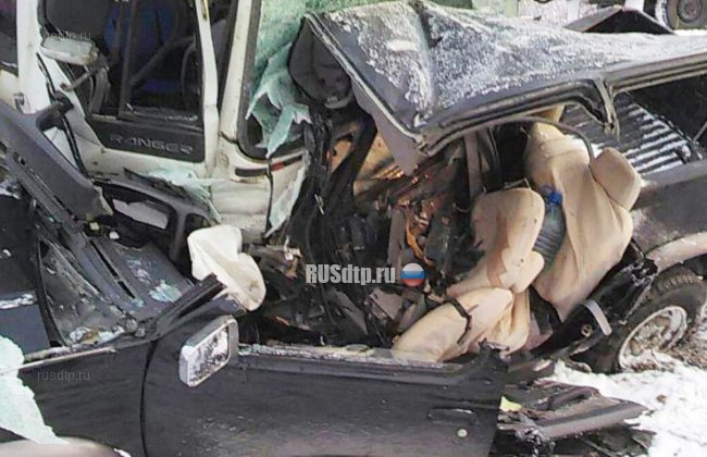 В Приморье женщина на пикапе с «лысой резиной» погибла в ДТП с грузовиком