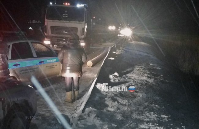 Водитель «Фольксвагена» погиб в ДТП с лесовозом на автодороге Пермь-Березники