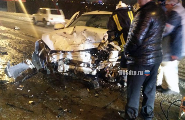 Водитель «Приоры» погиб в лобовом столкновении автомобилей в Омске