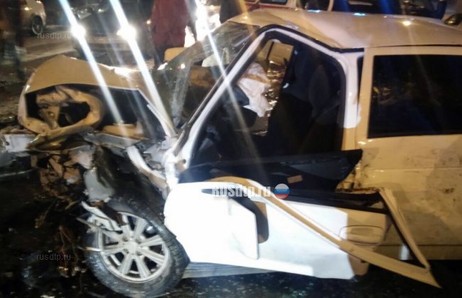 Водитель «Приоры» погиб в лобовом столкновении автомобилей в Омске