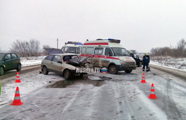 Один человек погиб при столкновении «Хонды» и «Лады» под Тольятти