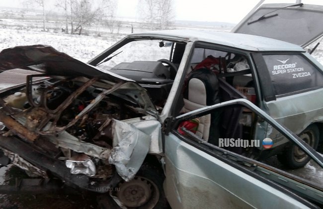 Один человек погиб при столкновении «Хонды» и «Лады» под Тольятти