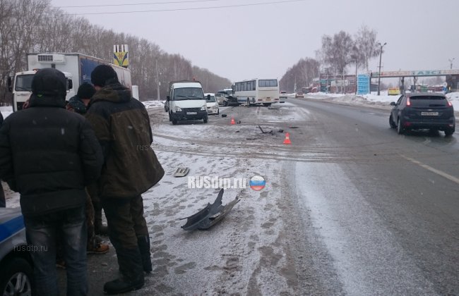 Под Новосибирском произошло смертельное ДТП