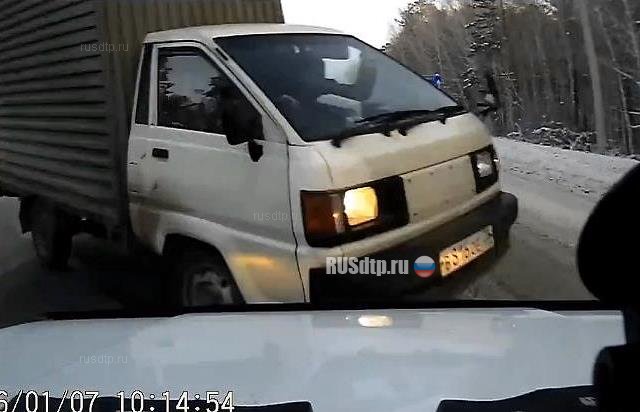 Грузовик в лоб