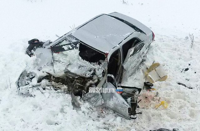 Семья попала в смертельное ДТП на трассе Оренбург — Самара