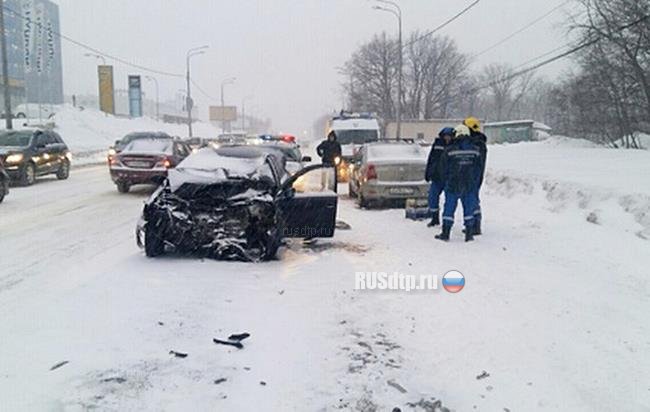 Автоледи погибла в тройном ДТП на улице Демократической в Самаре