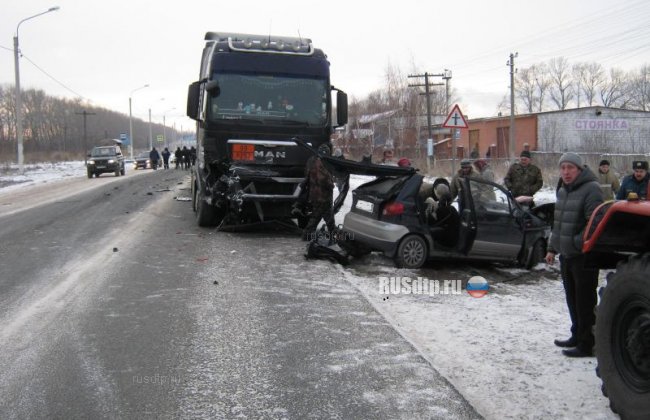 27-летняя девушка-водитель погибла в ДТП в Рязанской области