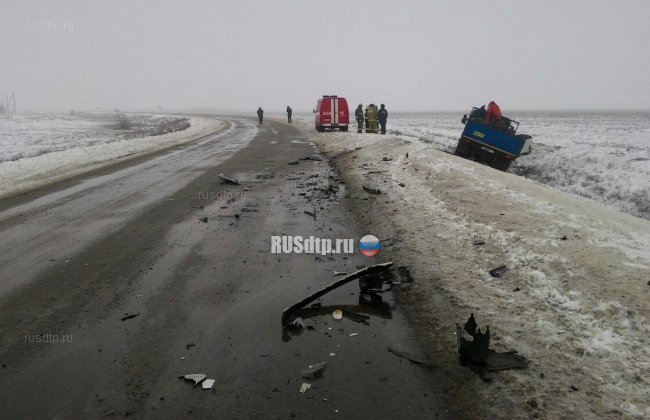 Три женщины и молодой человек погибли в результате ДТП в Астраханской области