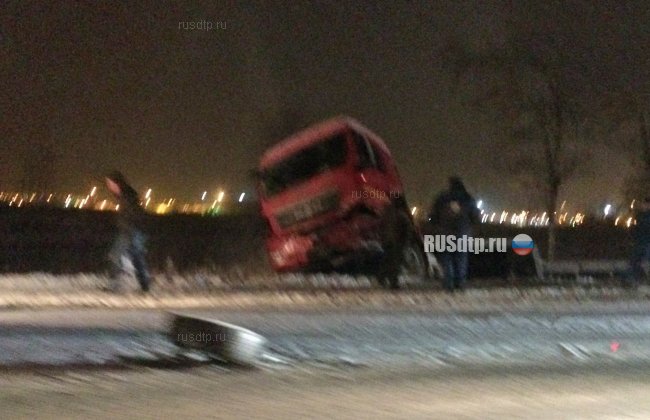 Четыре человека погибли в ДТП на Московском шоссе в Петербурге