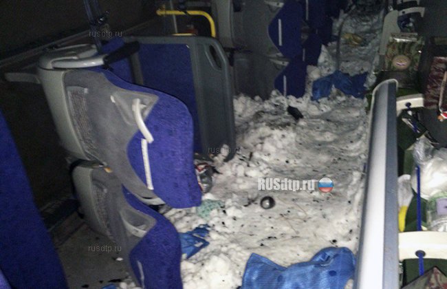 Автобус с паломниками попал в ДТП в Саратовской области
