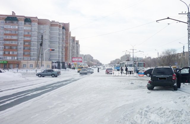 Пенсионер проехал на красный и устроил ДТП в Новотроицке