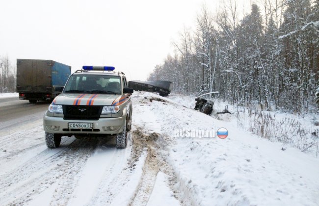 Видеорегистратор очевидца зафиксировал момент ДТП в Новгородской области